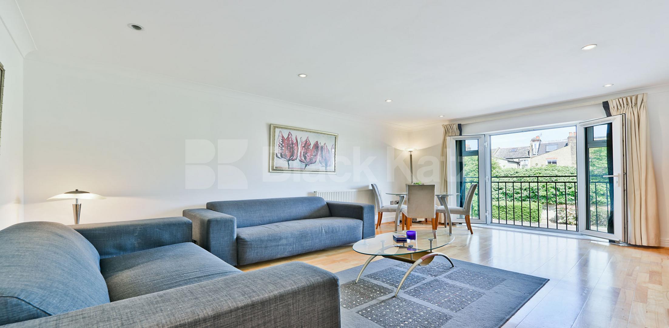 			NEW INSTRUCTION  (Includes Private Gated Parking), 1 Bedroom, 1 bath, 1 reception Apartment			 Wells Place, Kingham Close, Earlsfield